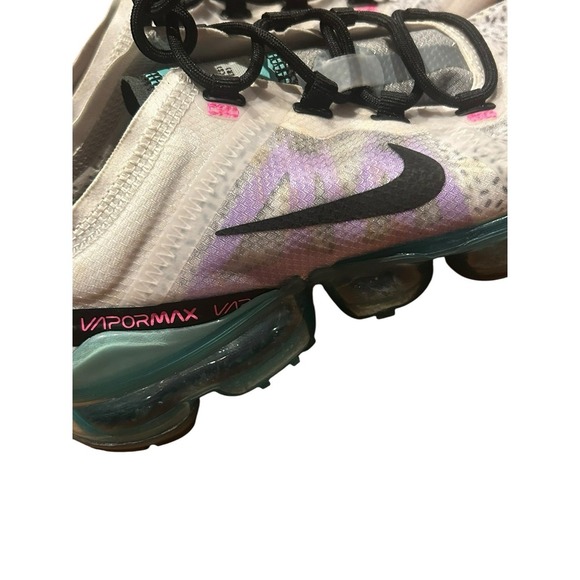 Nike Air VaporMax 2019 Dragonfruit AR6631 Size 6 Excellent Condition - Picture 8 of 13